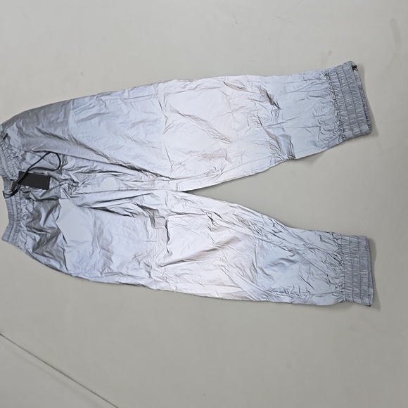 Triangl Moonee Silver Reflective Track Pant - Picture 3 of 11